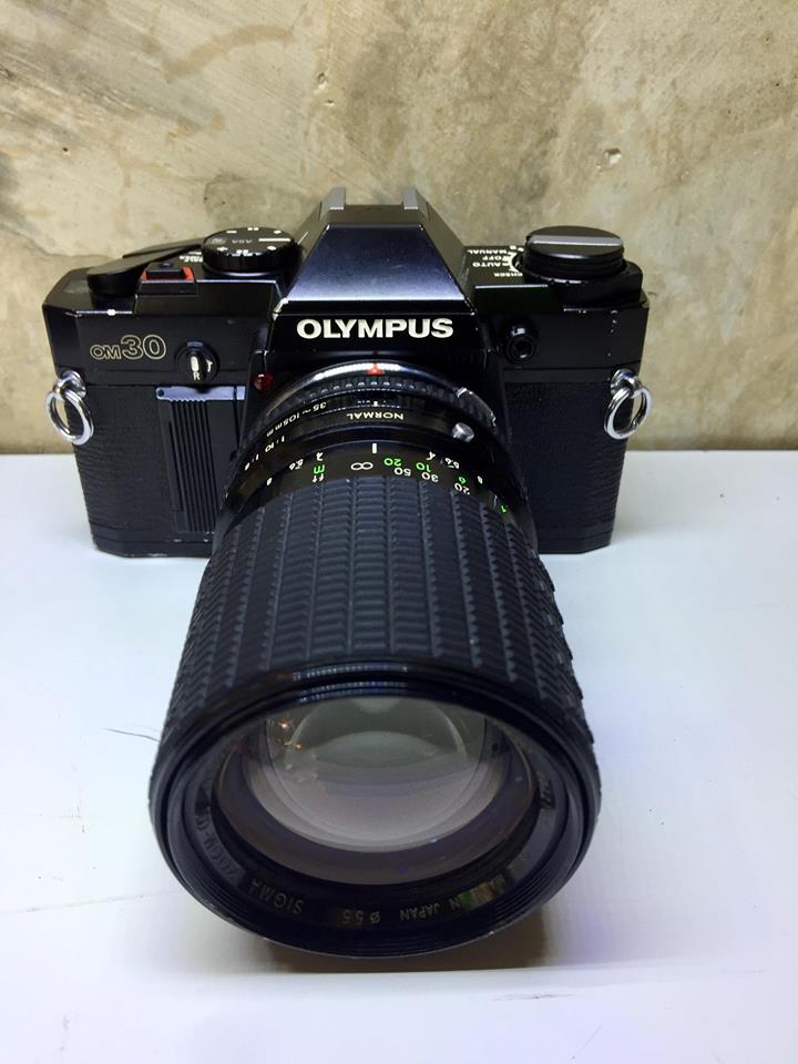 OLYMPUS OM30 SIGMA ZOOM @II 35-105MM.F3.5-4.6 MULTI COATED