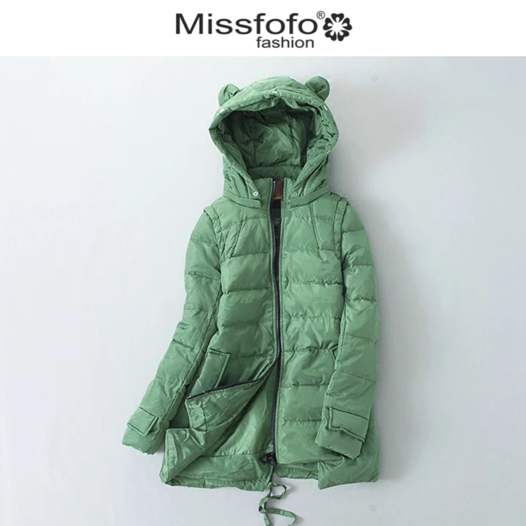 Miss fofo เสื้อกันหนาว โค้ทขนเป็ด โค้ทฮูทขาว แต่งหู แบรนด์ Miss fofo Fashion (Poland)ขนเป็ด DOWN80% แบรนด์เนมMISFOFO DOWN เนื้อเนียน สวย นุ่มมากคะ ขาว
