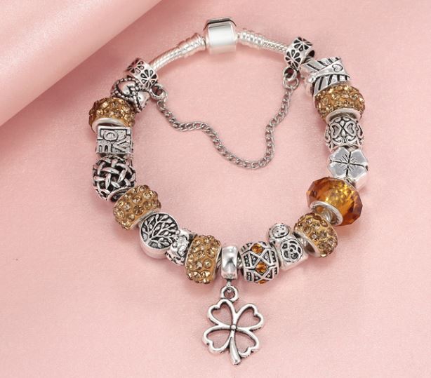 สร้อยข้อมือ Diy สร้อยข้อมือ สไตล์ pandora ร้อย คริสตรัล สลับ จี้ และ ชาร์ม ตุ๊กตารัสเซีย จี้ ดอกโคลเว่อร์ 202582