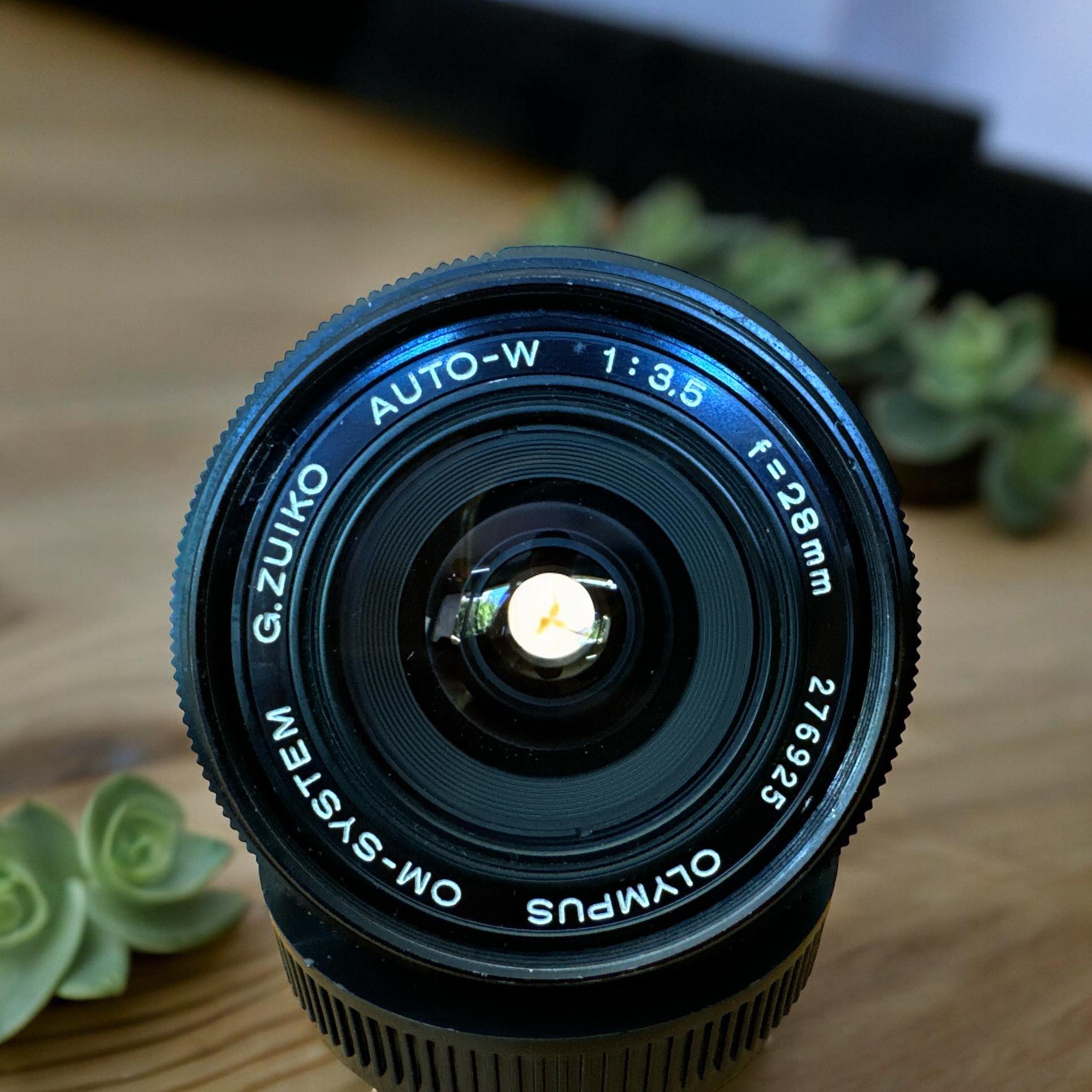 OLYMPUS OM-SYSTEM G. ZUIKO AUTO-W 28MM. F3.5 OM MOUNT
