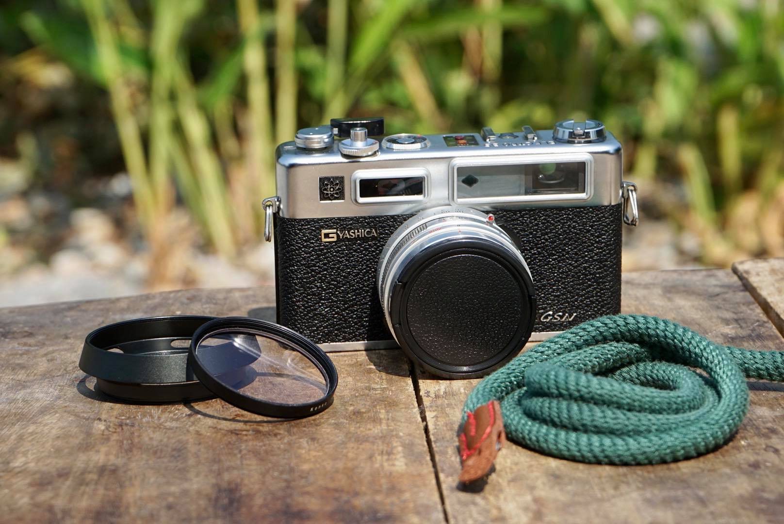 YASHICA ELECTRO35 GSN YASHICA COLOR YASHINON DX 45MM.F1.7
