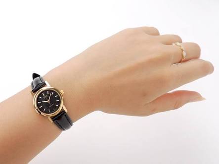 CASIO นาฬิกาคาสิโอ นาฬิกาข้อมือ นาฬิกากันน้ำ นาฬิกาของแท้ ประกันศูนย์ CMG 1 ปี รุ่น LTP-1095Q-1A นาฬิกาสีดำ