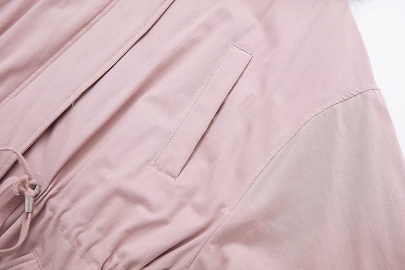 เสื้อโค้ทฮูท BERSHKAกันหนาว Parka สีชมพูอ่อน แต่งขนเฟอร์ ซับขนอุ่นด้านใน (เฟอร์ & ขนอุ่นด้านใน ถอดได้คะ) ดลบได้เลยคะ Size XS/S/M/ L/XL/XXL เขียว