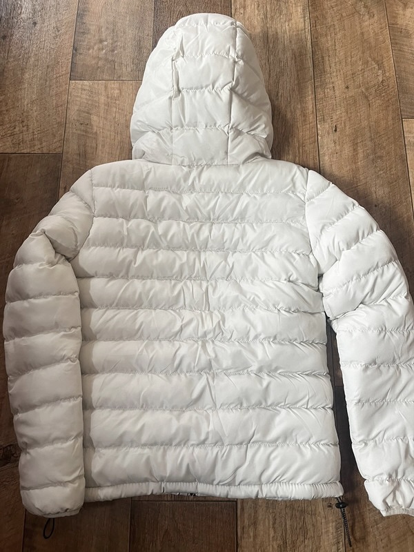เสื้อกันหนาว เสื้อฮู้ดเฟอร์ บุนวมอุ่น สีขาว แบรนด์ FB SISTER (padded puffer coat สำเนา ขาว