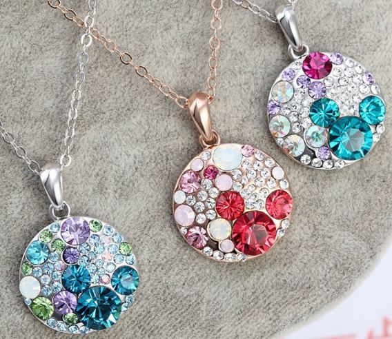 สร้อยคอ ผู้หญิง สร้อยคอ ห้อย จี้ทรงกลม ฝัง คริสตัลแท้ Swarovski ทำเป็น ลาย มิกกี้เม้าส์ สร้อยคอแฟชั่น แบรนด์หรู มี 3 สี ฟ้า น้ำเงิน ชมพู 717381