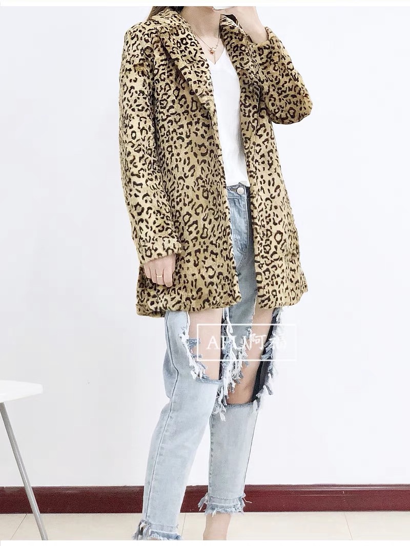 Ready to wear โค้ทลายเสือ โค้ทเฟอร์ ลายเสือดาว ขนเฟอร์ ลายเสือ