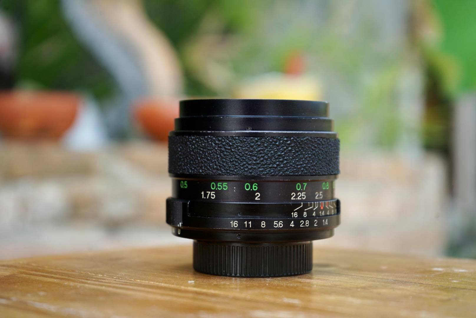 AUTO REVUENON 55MM.F1.4 M42 MOUNT