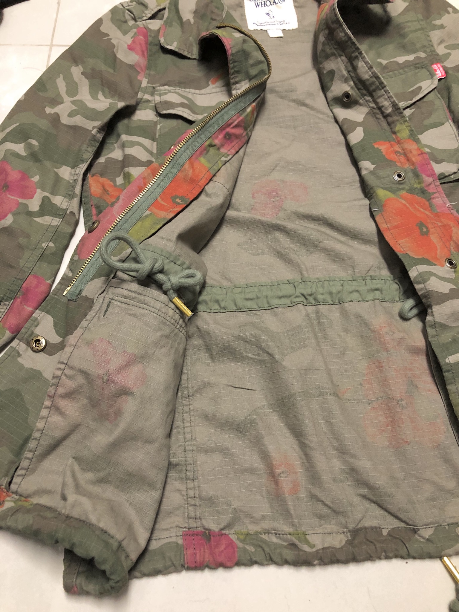 Who.au เสื้อนอกทหาร เสื้อแจ็คเก็ต ลายพรางFlora camo แนวทหาร แพทเทินสวย เท่ห์ มาก แบรนด์Who.Au คะ สำเนา สำเนา สำเนา สำเนา สำเนา เขียว