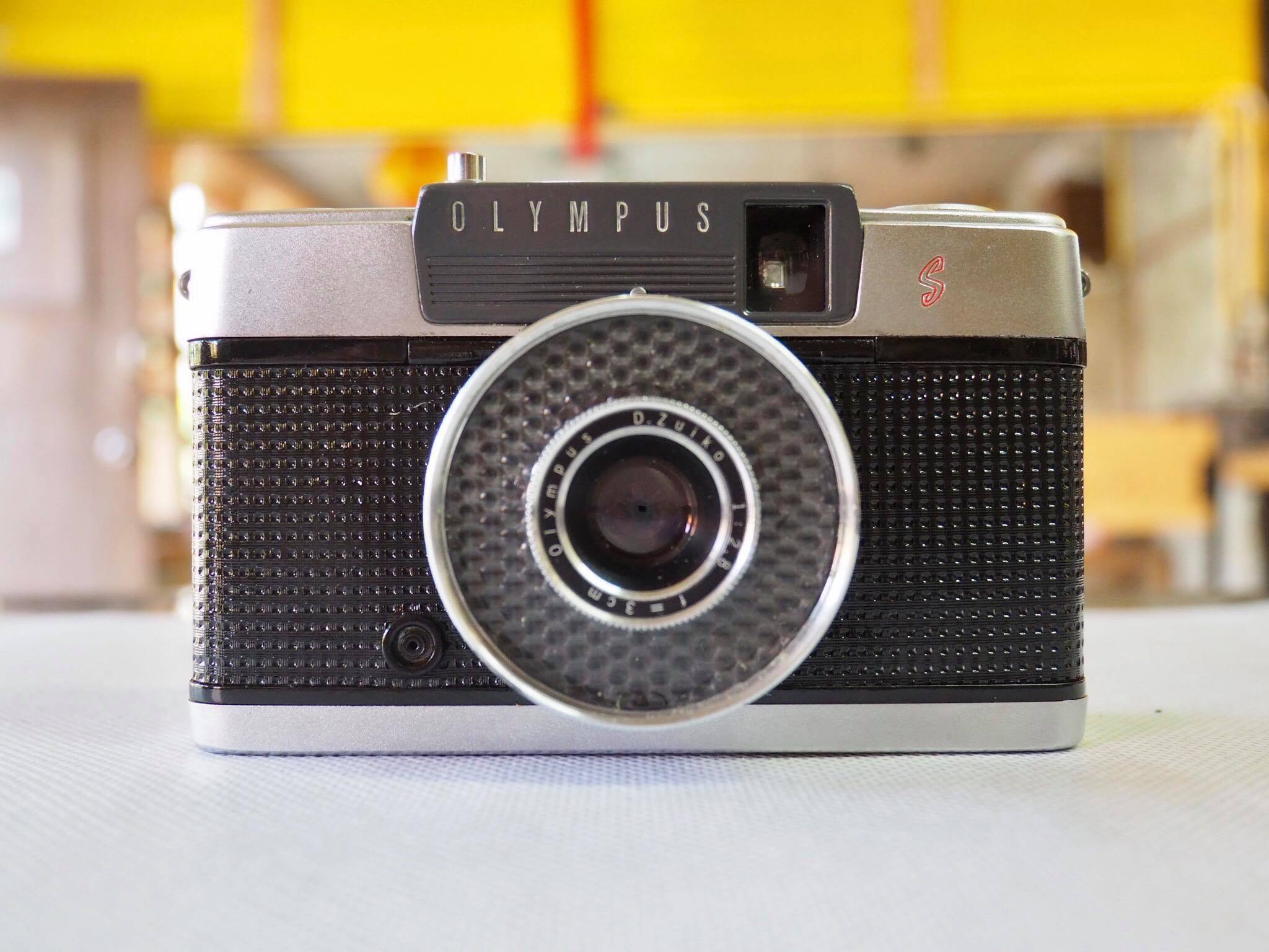 OLYMPUS PEN-EES