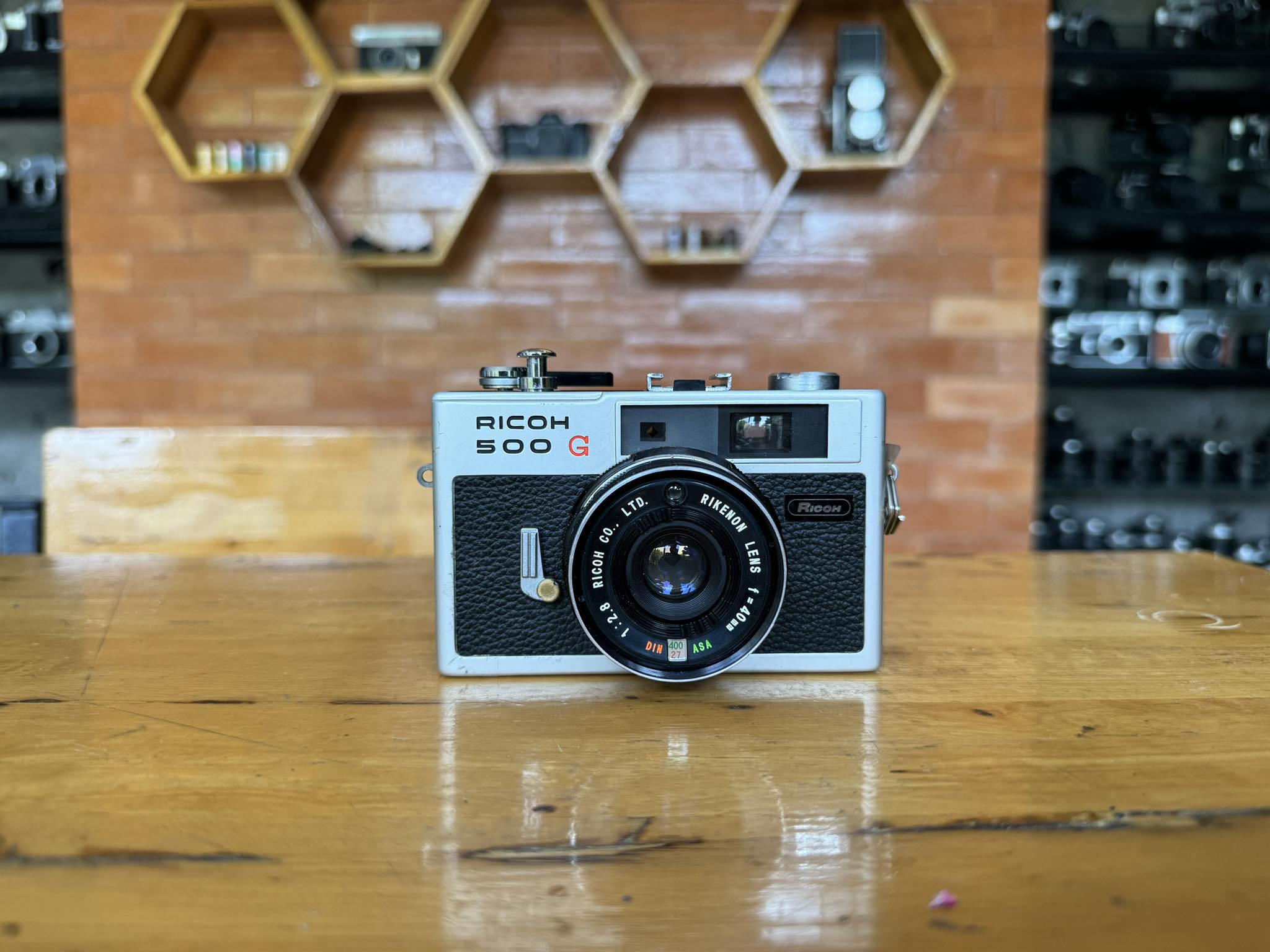 RICOH 500G RICOH LENS 40MM.F2.8