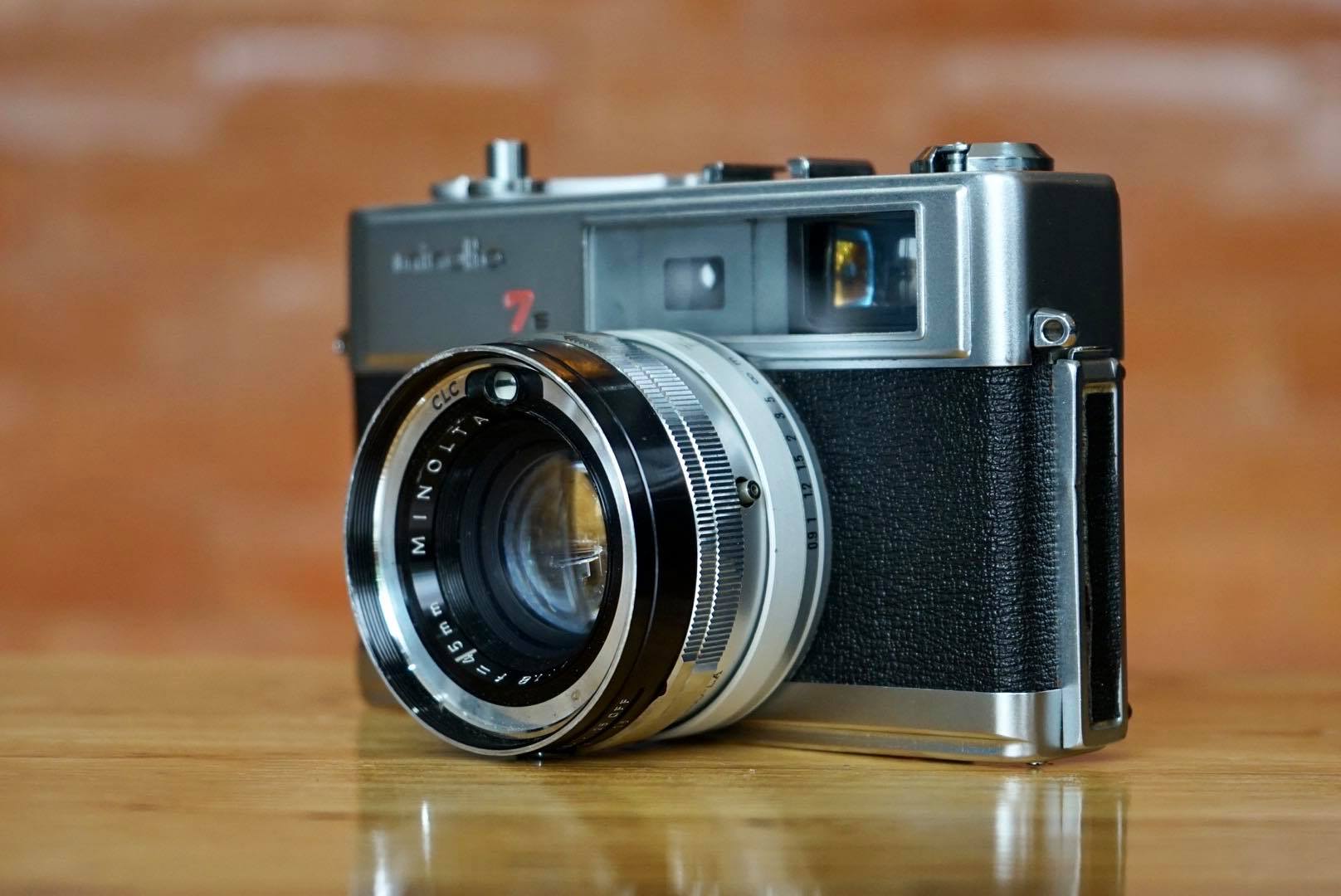 MINOLTA HI-MATIC 7S