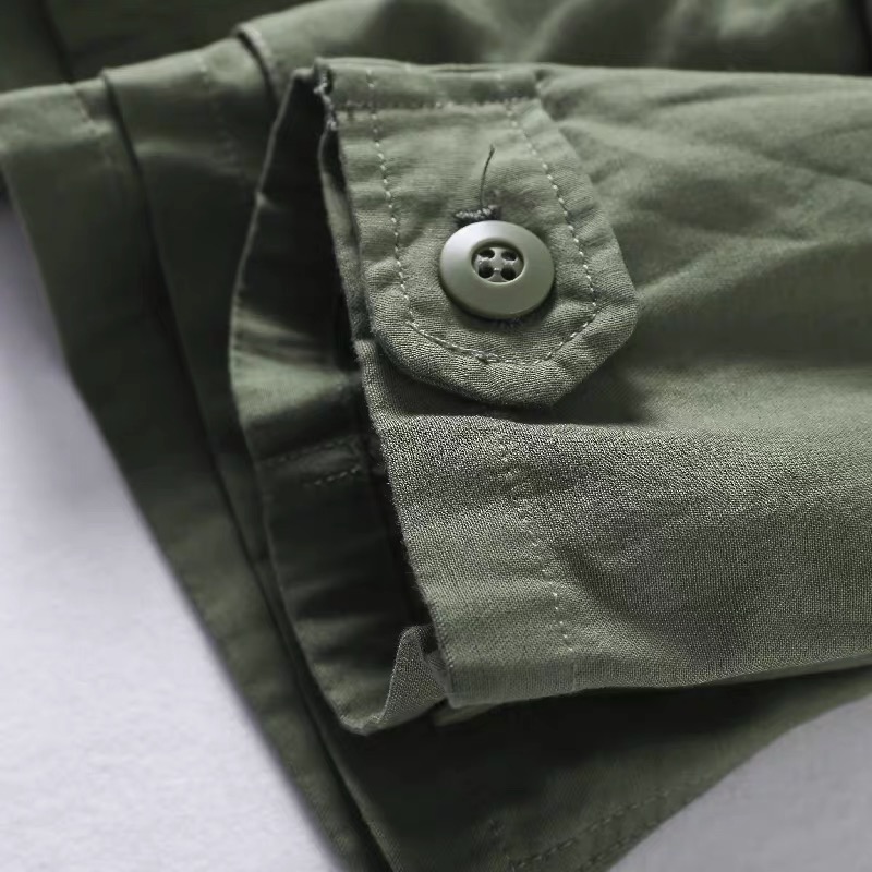 Surplus Co. (Japan) เสื้อเขียวทหาร เสื้อนอกแนวทหาร แบรนด์ Surplus Co.(Japan)แพทเทินสวย เท่ห์มาก คะ Size S/M/L/XL เขียว