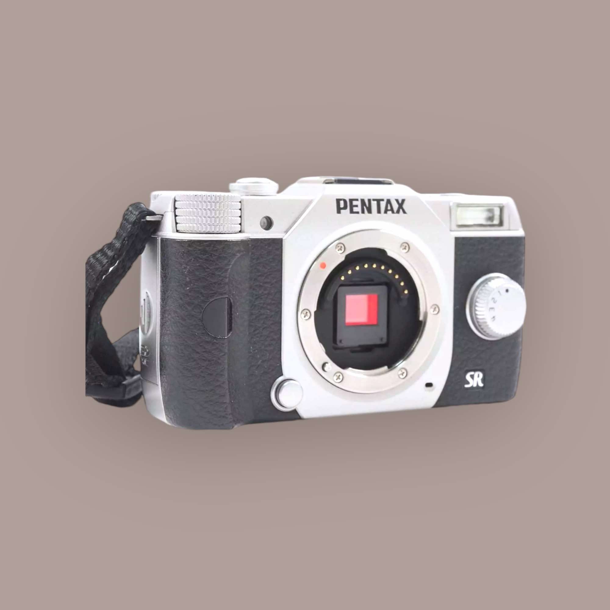 PENTAX Q10 SILVER 02 LENS(PENTAX 5-15MM.F2.8-4.5 ED AL(IF)