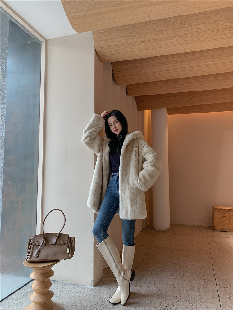 pepco เสื้อเฟอร์กันหนาว หมวกฮู้ด เสื้อขน FLUFFY Coat แบรนด์ PEPCO ดำ / เบจ