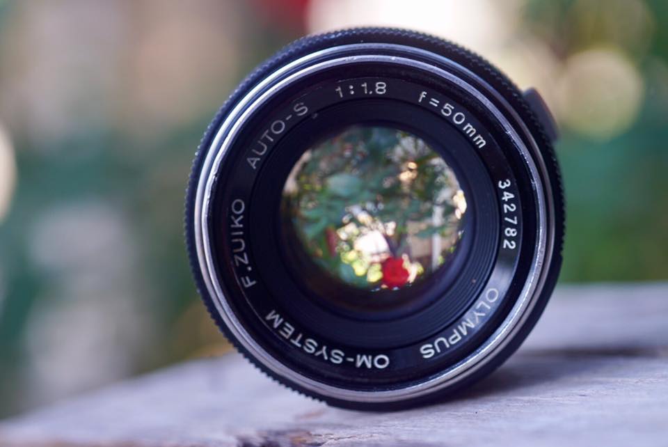 OLYMPUS OM-SYSTEM F.ZUIKO AUTO-S 50MM. F1.8 OM MOUNT