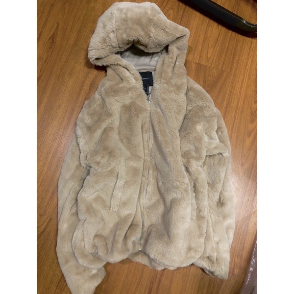 Forever21 เสื้อเฟอร์กันหนาว หมวกฮู้ด เสื้อขน แบรนด์ forever21 (FLUFFY COAT) ขาว