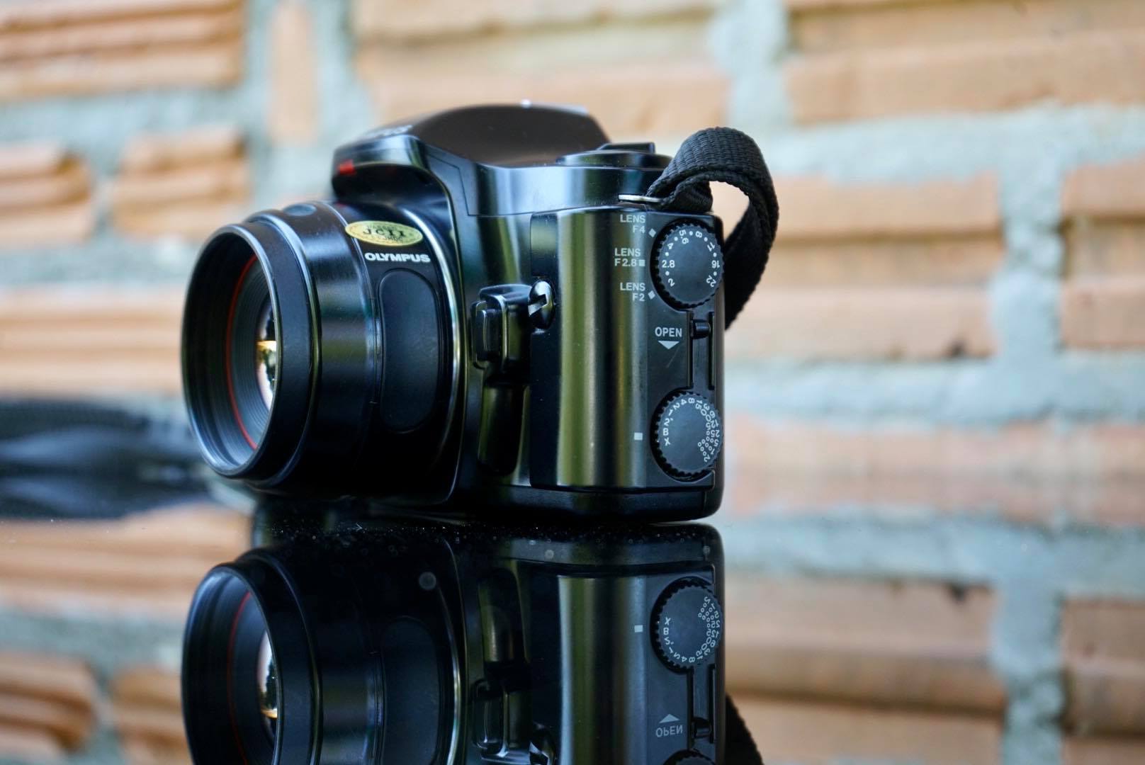 OLYMPUS OM 101 PF 50MM.F2
