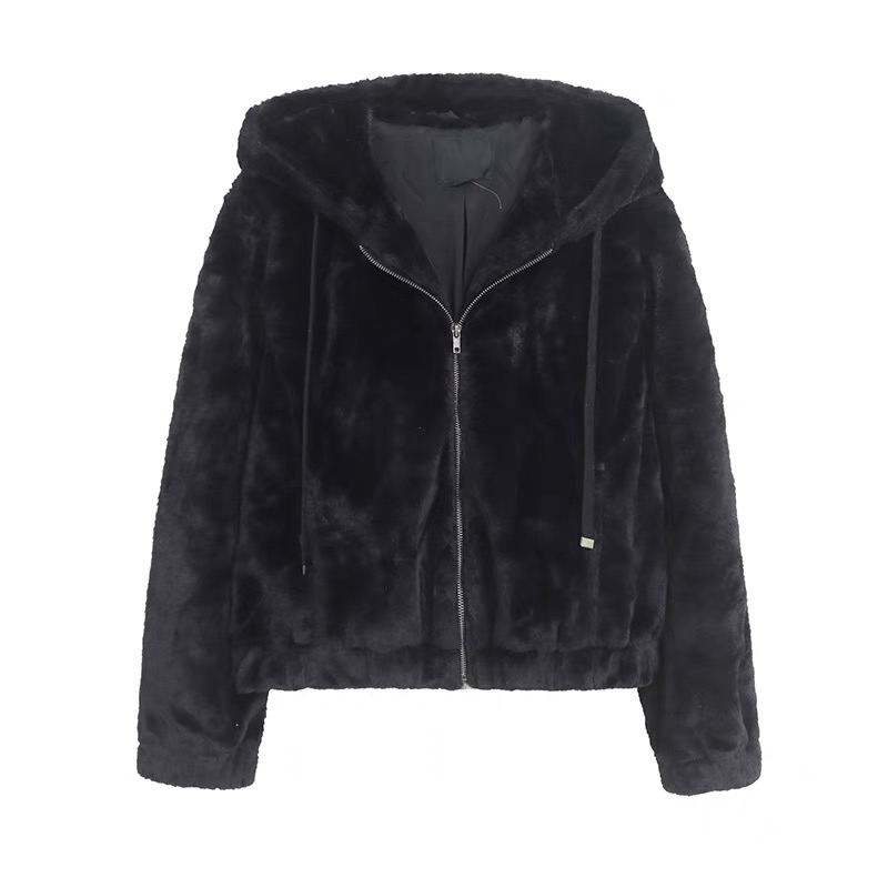 915 เสื้อเฟอร์กันหนาว หมวกฮู้ด เสื้อขน Fluffy hooded jacket แบรนด์ SANCTUARY ขาว