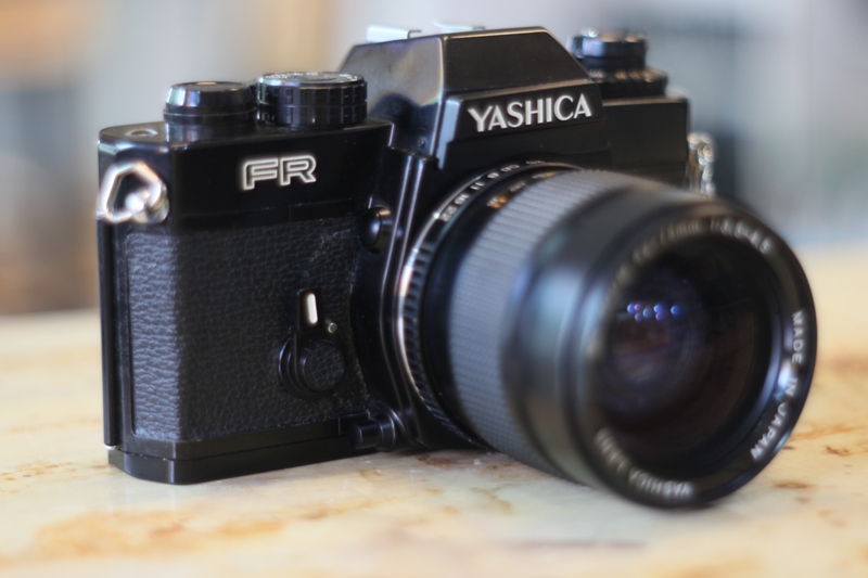 YASHICA FR YASHICA LENS ML ZOOM 42-75MM.F3.5-4.5
