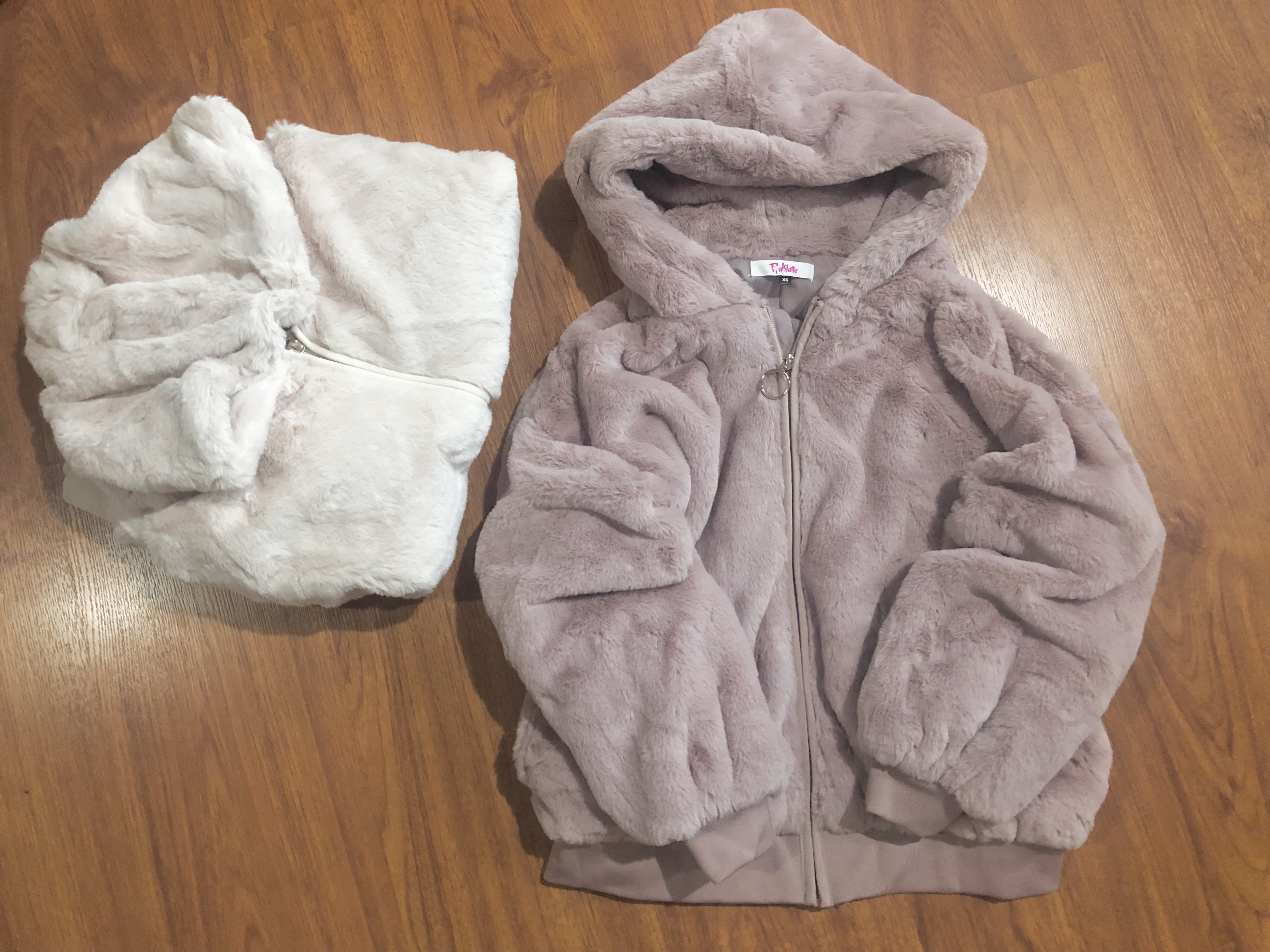 Pink latte เสื้อเฟอร์กันหนาว หมวกฮู้ด เสื้อขน (FLUFFY COAT ) แบรนด์ Pink latte