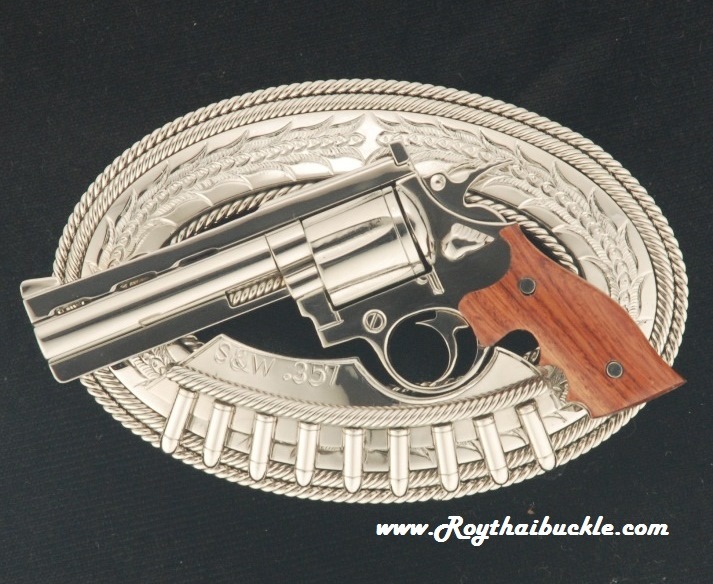 S&W .357 ด้ามไม้