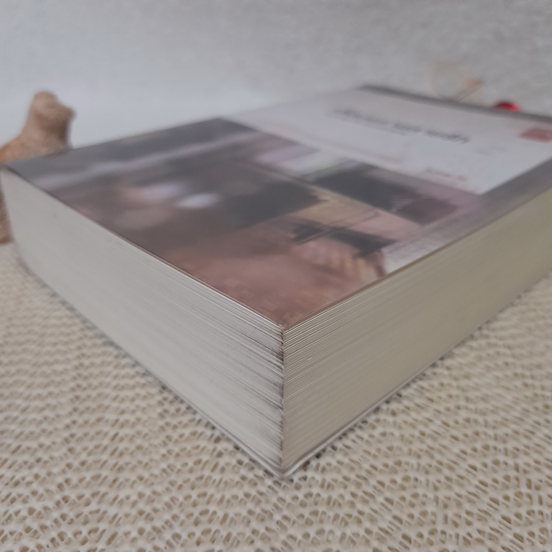 เลื่อมพรายลายรัก / ดวงตะวัน