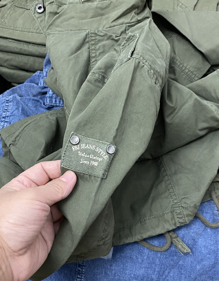 FRJ jeans เสื้อนอกเขียวทหาร เสื้อแจ็คเก็ต แนวทหาร แบรนด์FRJ เขียว