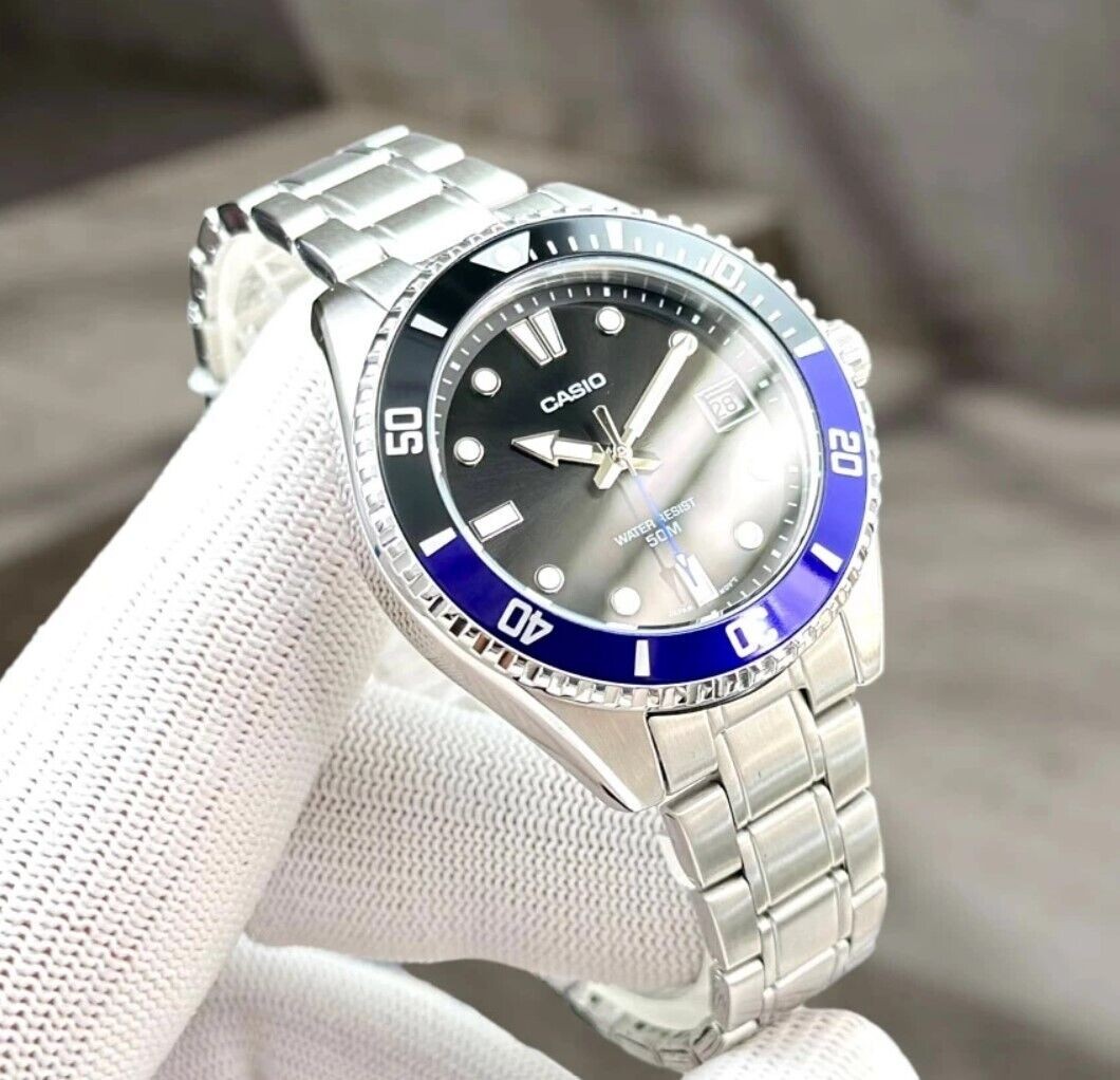 CASIO นาฬิกาคาสิโอ นาฬิกาข้อมือ นาฬิกากันน้ำ นาฬิกาของแท้ ประกันศูนย์ CMG 1 ปี รุ่น MDV-10D-1A2 นาฬิกาสีเงิน