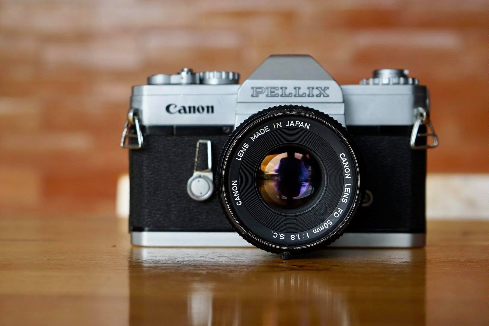 CANON PELLIX QL CANON LENS FD 50MM.F1.8SC.895