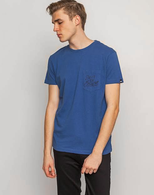 Deus เสื้อยืดแขนยาว คอกลม เสื้อDEUS สีน้ำเงิน รุ่น inforner tee ผู้ชาย แบรนด์ DEUS แท้ คะ Size L น้ำเงิน