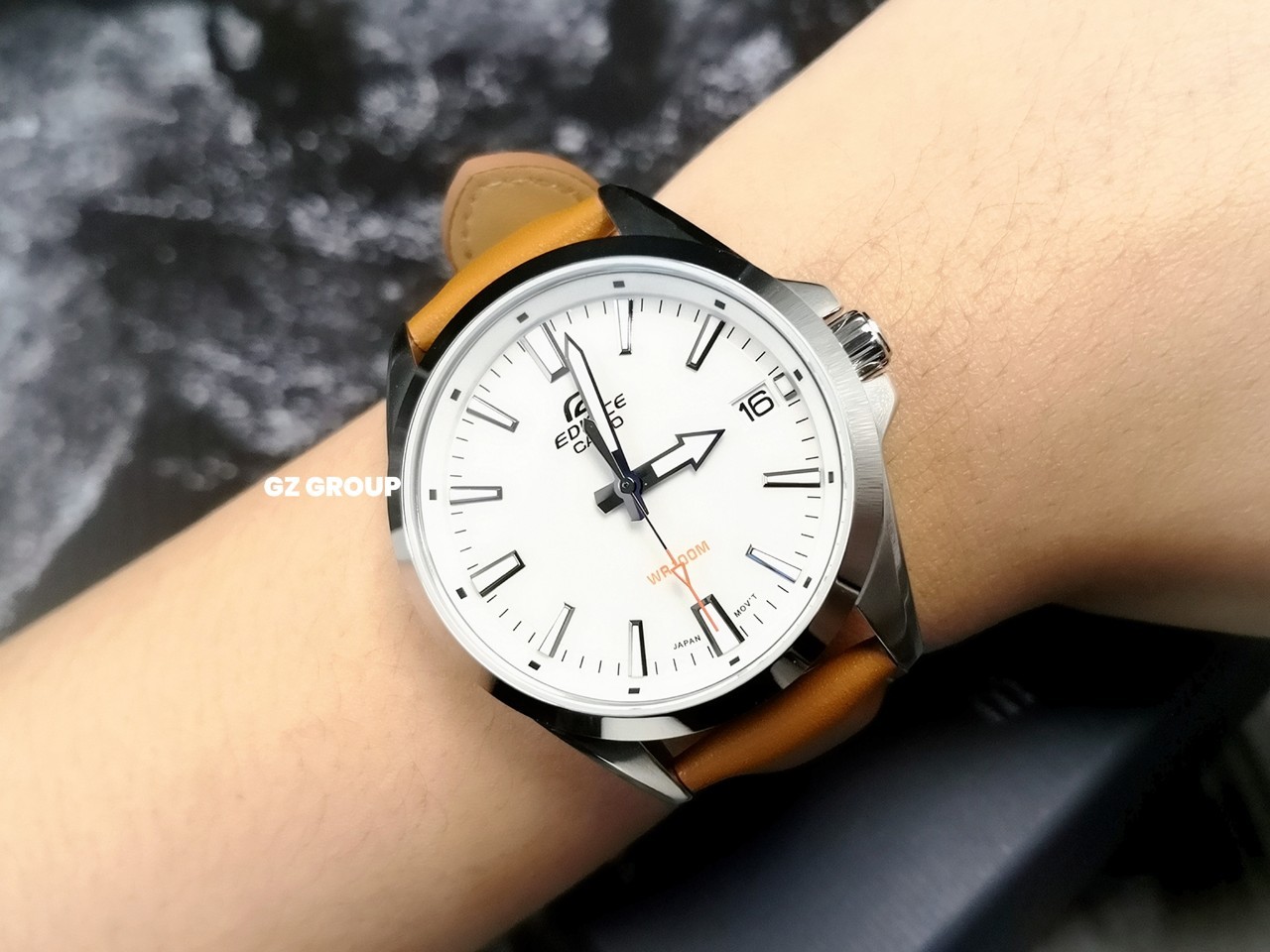 CASIO MID YEAR SALE EDIFICE พร้อมส่ง นาฬิกาข้อมือ นาฬิกากันน้ำ นาฬิกาของแท้ ประกันศูนย์ CMG 1 ปี รุ่น EFV-100L-7A นาฬิกาสีน้ำตาล