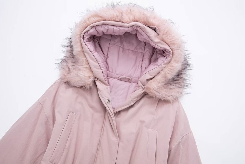 เสื้อโค้ทฮูท BERSHKAกันหนาว Parka สีชมพูอ่อน แต่งขนเฟอร์ ซับขนอุ่นด้านใน (เฟอร์ & ขนอุ่นด้านใน ถอดได้คะ) ดลบได้เลยคะ Size XS/S/M/ L/XL/XXL เขียว