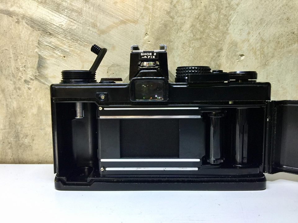 OLYMPUS OM-2MD