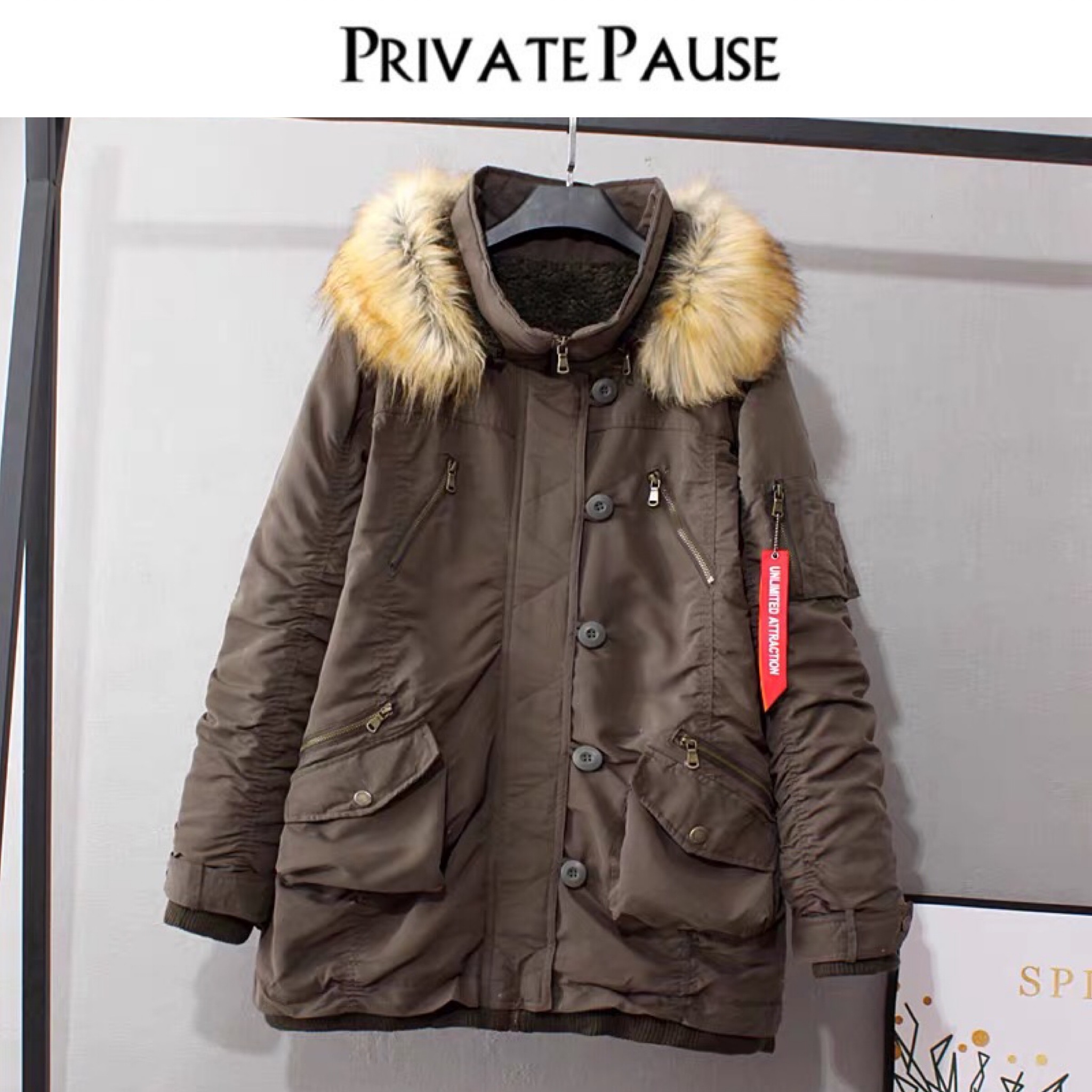 Private pause เสื้อโค้ทฮู้ดกันหนาว เสื้อปาร์กา parka สีเขียว แบรนด์ PRIVATE PAUSE (JAPAN) แต่งเฟอร์ (ฮู้ด& ขนเฟอร์ ถอดได้ทุกชิ้นค่ะ) เขียว