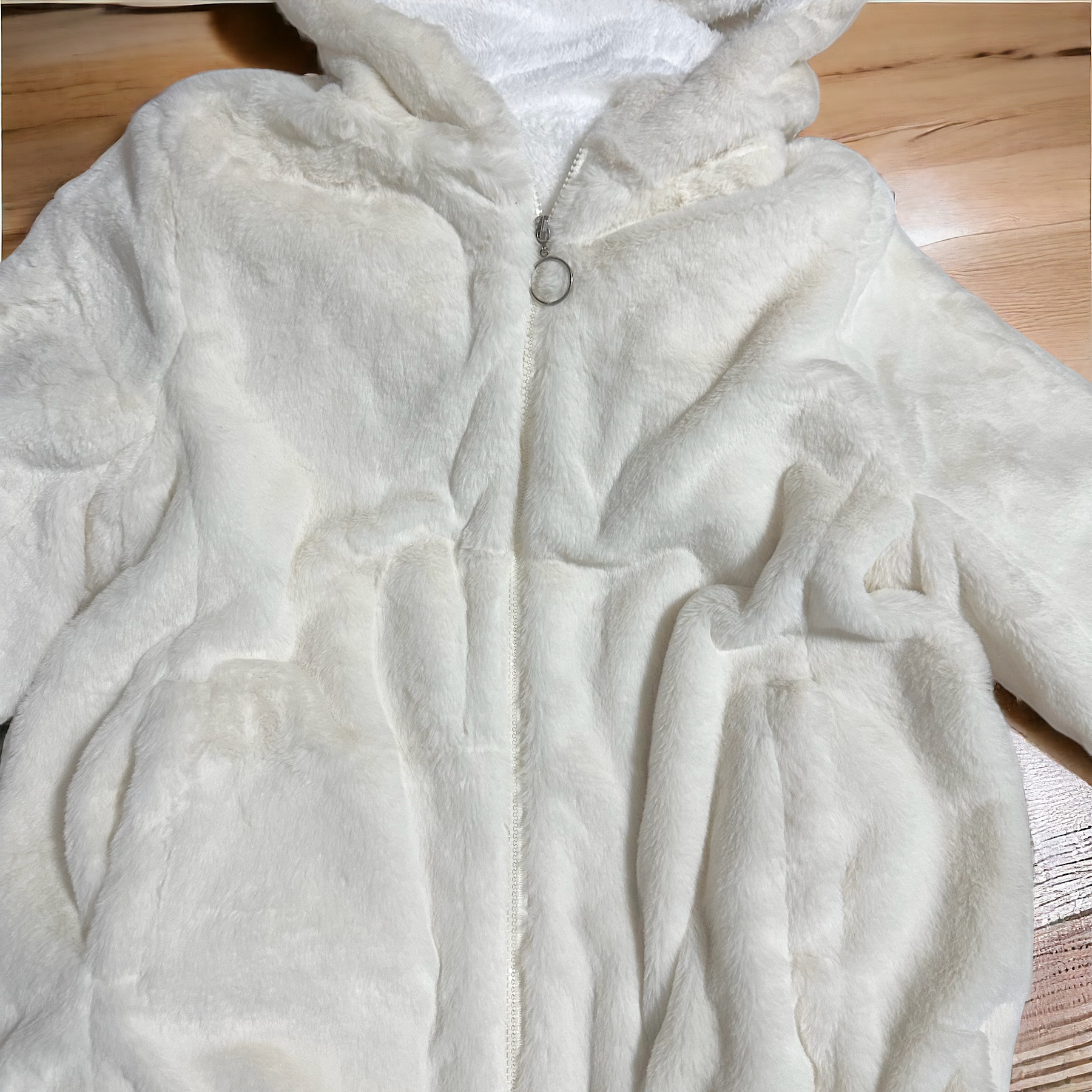 เสื้อเฟอร์กันหนาว หมวกฮู้ด เสื้อขน Fluffy coat แบรนด์ Shein ดำ