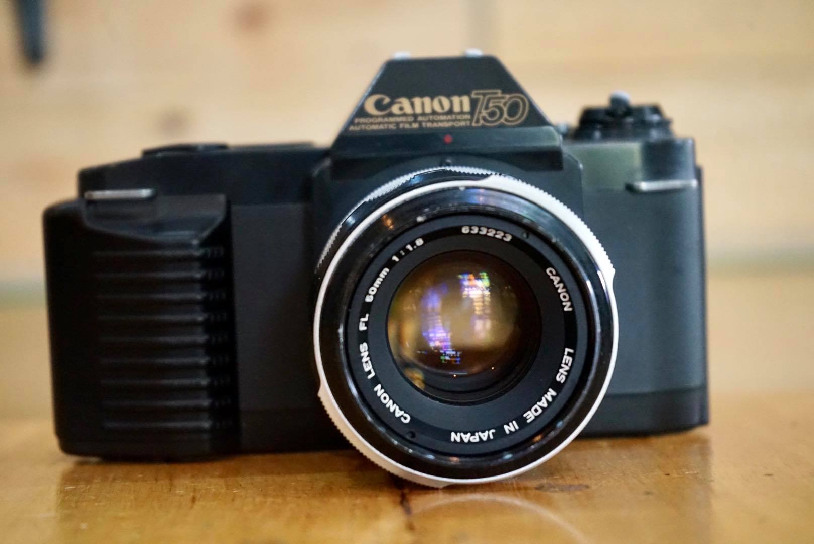 CANON T50 CANON LENS F 50MM.F1.8