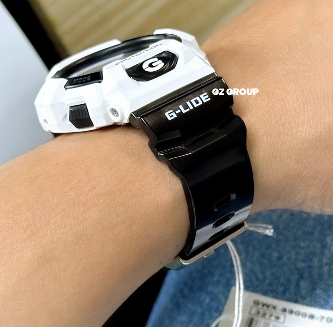 CASIO G-SHOCK นาฬิกาข้อมือ นาฬิกากันน้ำ นาฬิกาของแท้ ประกันศูนย์ CMG 1 ปี รุ่น GWX-8900B-7 นาฬิกาสีขาว