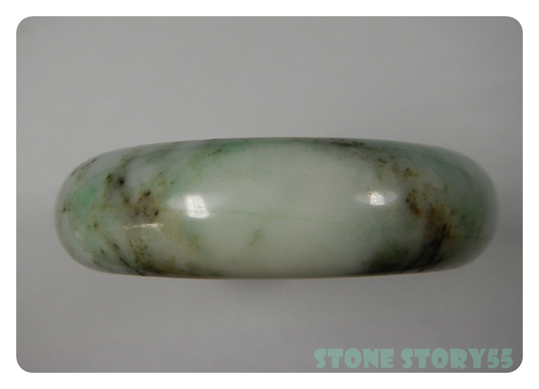 กำไลหยกพม่าแท้5.82