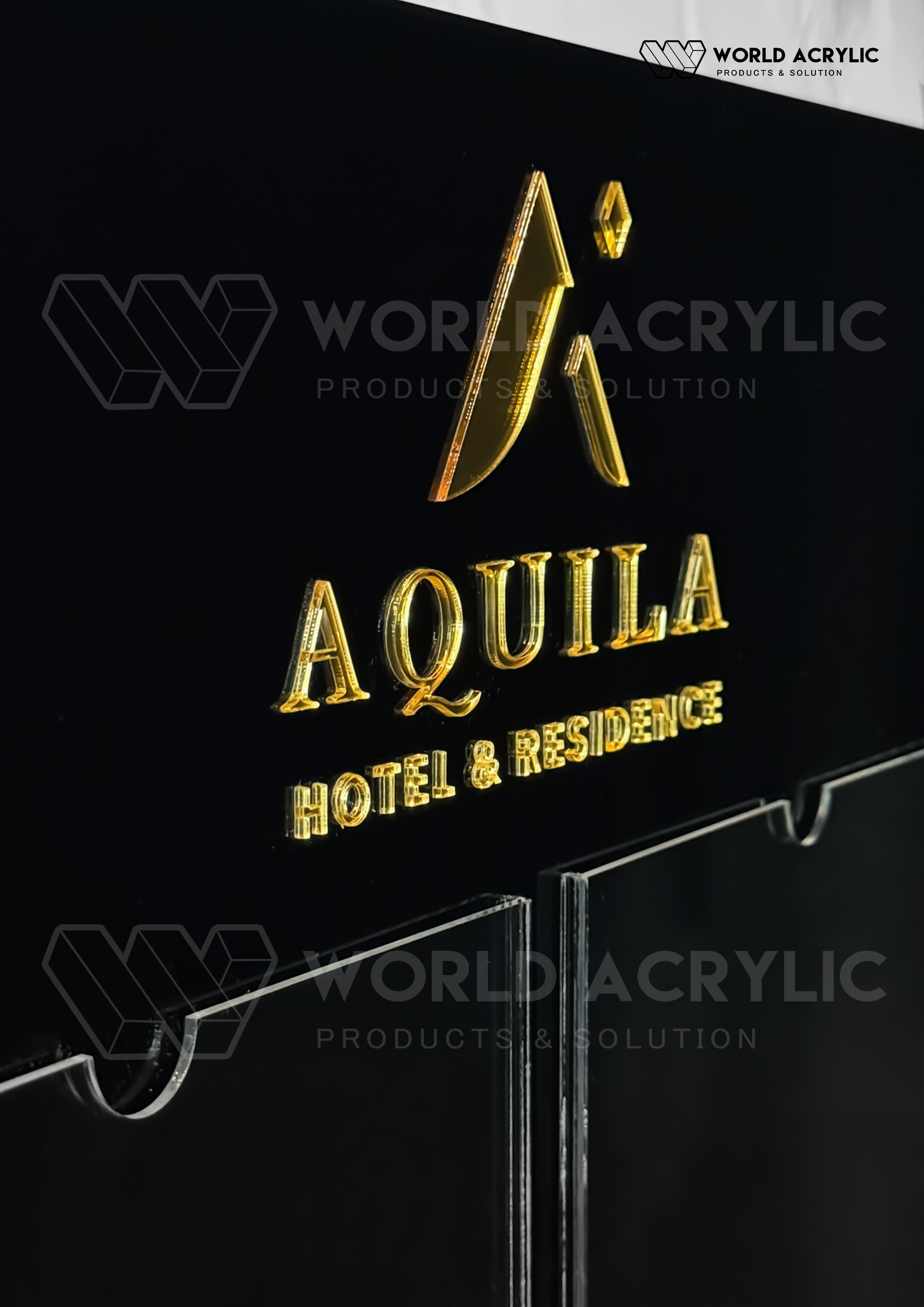 บอร์ดประกาศ A4 (4 ช่อง) พื้นหลังสีดำ พร้อมเลเซอร์โลโก้ไดคัท ตามแบบของลูกค้า