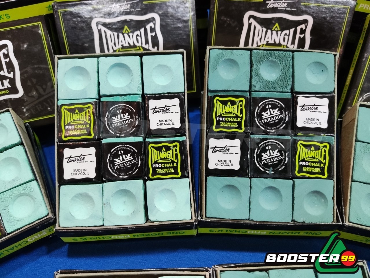 ชอล์กฝน หัวคิว Triangle Pro Peradon (ไทรแองเกิล โปร พีราดอน) นำเข้า USA ราคาต่อ 1 ก้อน