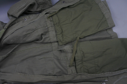 A.n.a (a new approach) เสื้อทหาร เสื้อฮู้ดเขียวทหาร เสื้อนอกแนวทหาร แบรนด์ A.n.a (a new approach) แพทเทินสวย เท่ห์มาก คะ Size S/M/L/XL สำเนา สำเนา สำเนา เขียว