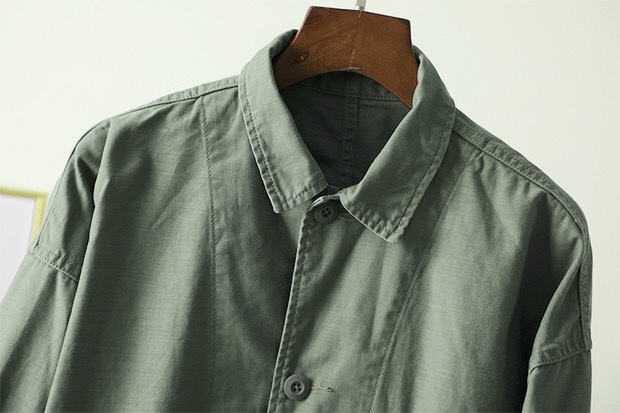 เสื้อนอกเขียวทหาร เสื้อแจ็คเก็ต เสื้อนอก แนวทหาร แบรนด์American Rag cie แพทเทินสวย เท่ห์ มาก คะ สำเนา สำเนา เขียว