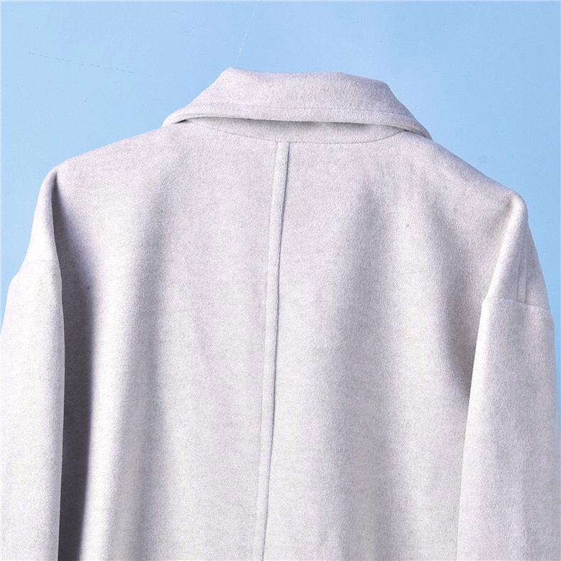 เสื้อโค้ดกันหนาว เสื้อกันหนาว overcoat โค้ทวูล สักหลาด ผสมวูล สีดำ แต่งคอปก กระดุมสองแถว แบรนด์ATCHING สำเนา สำเนา สำเนา สำเนา สำเนา ดำ