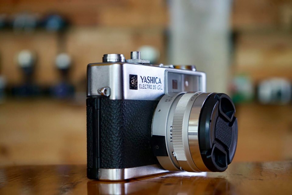 YASHICA ELECTRO35 GL YASHICA COLOR-YASHINON DX 40MM.F1.7