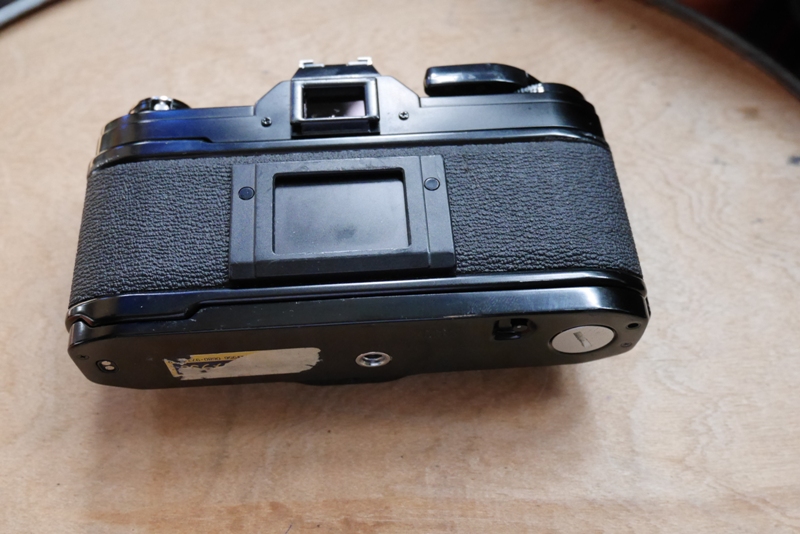 CANON AE-1 BLACK BOBY