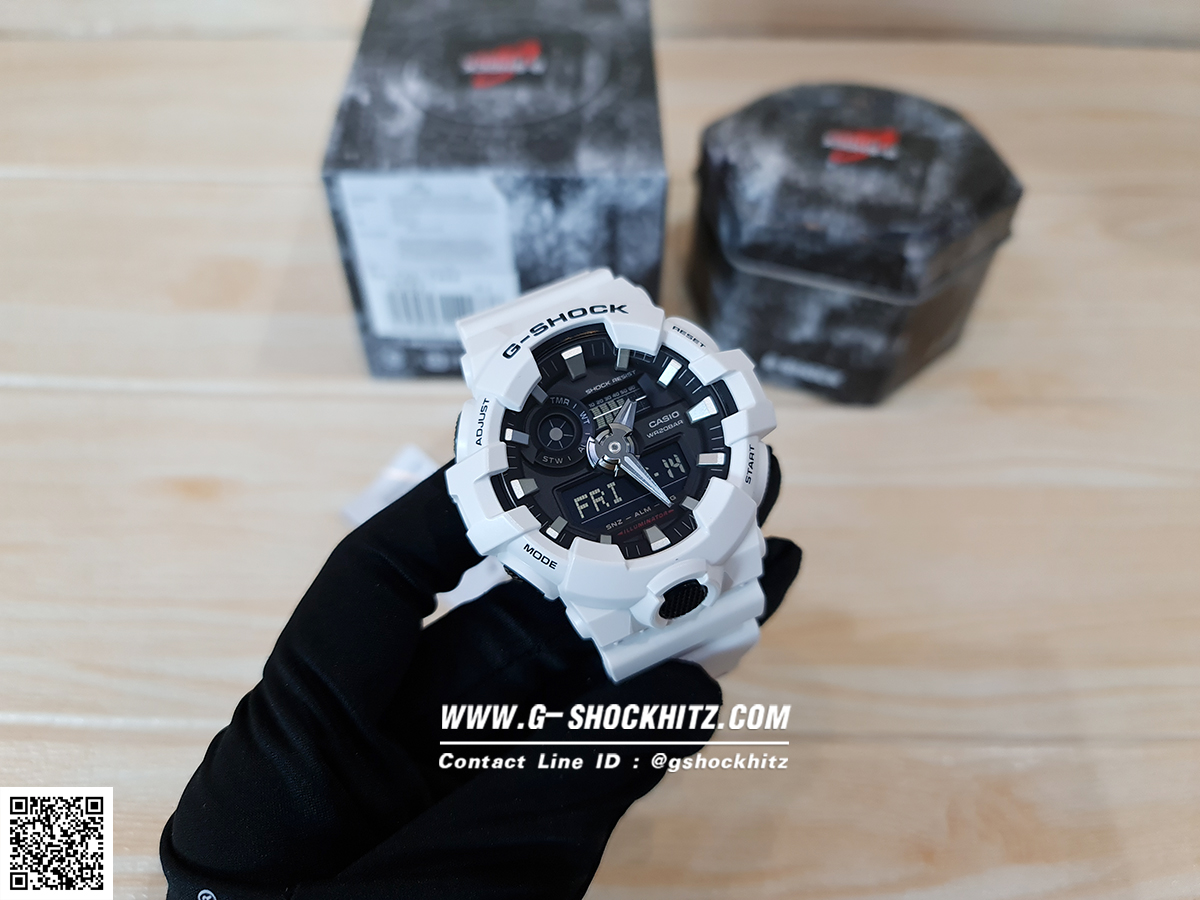 CASIO MID YEAR SALE G-SHOCK นาฬิกาข้อมือ นาฬิกากันน้ำ นาฬิกาของแท้ ประกันศูนย์ CMG 1 ปี รุ่น GA-700-7A นาฬิกาสีขาว