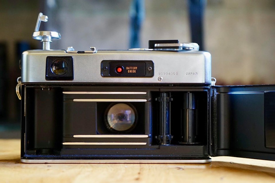 YASHICA ELECTRO 35GSN YASHICA COLOR-YASHINON DX 45MM.F1.7