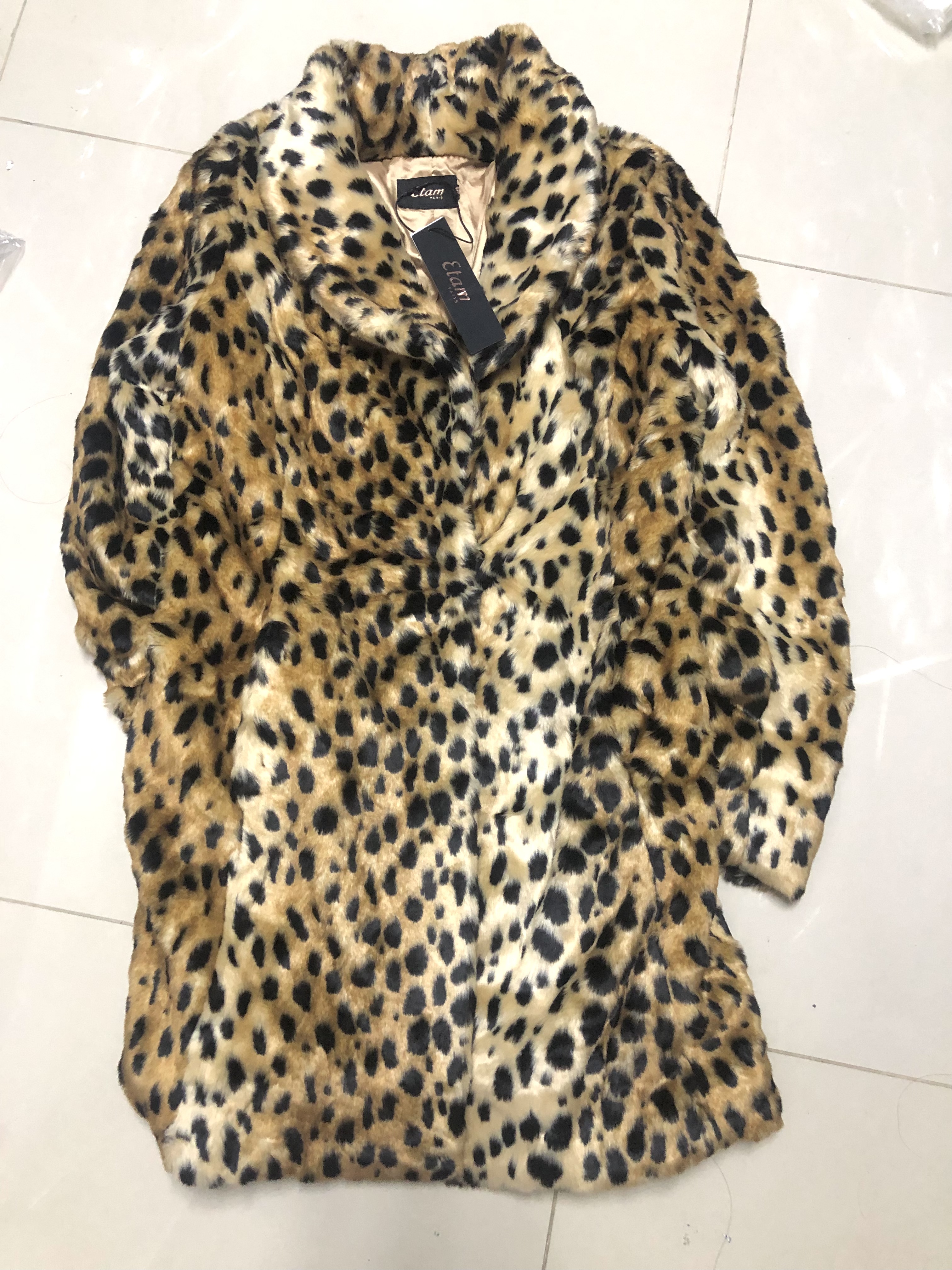 Etam เสื้อโค้ท ยาว โค้ทแต่งขน ลายเสือดาว แบรนด์เนม หรู ฝรั่งเศส ETAM แท้100% เนื้อขนละเอียดแน่น เนียนนุ่ม งานสวยหรู เกรดพรีเมี่ยมคะ ลายเสือ