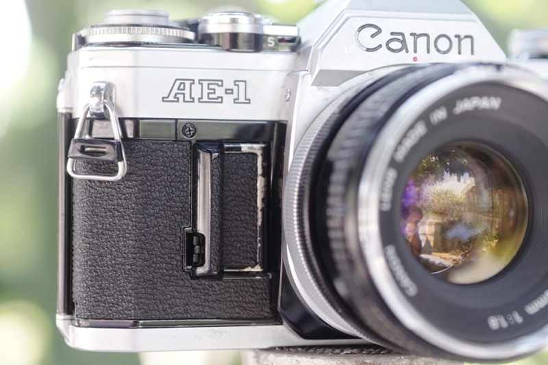 CANON AE-1 CANON LENS FD 50MM.F1.8 SILVER NOSE