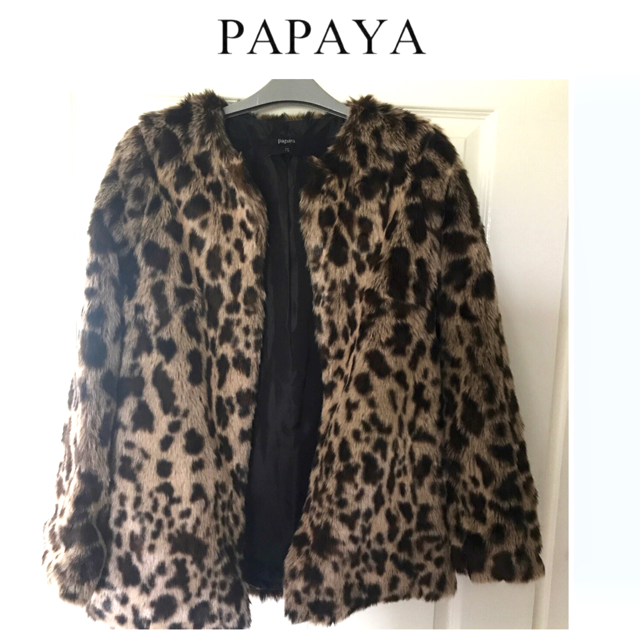 PAPAYA เสื้อขนเฟอร์ เสื้อกันหนาว ขนเฟอร์ลายเสือ แบรนด์ PAPAYA ขนนุ่ม สวย งานหรูมากคะ สำเนา ลายเสือ